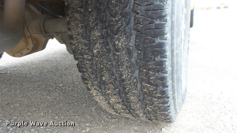 image for item DF4256 2010 Ford F250 Super Duty SuperCab pickup truck