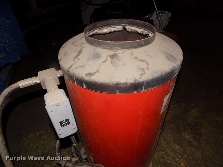 image for item DO9026 Hotsy 811 hot water pressure washer