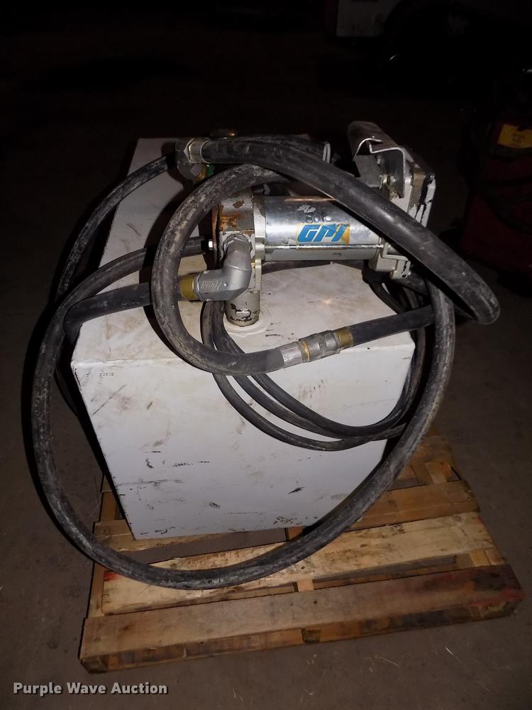 image for item DO9027 (2) fuel tanks