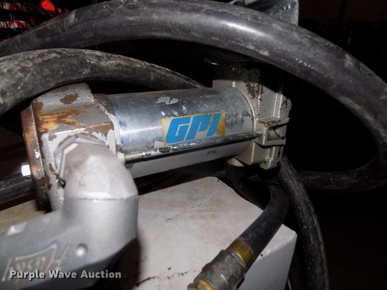 image for item DO9027 (2) fuel tanks