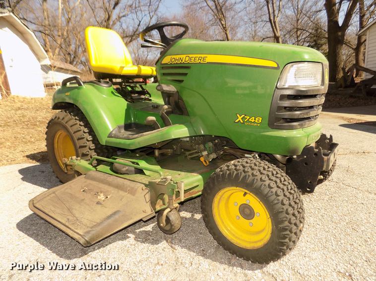 image for item DO9031 2013 John Deere X748 Ultimate lawn mower