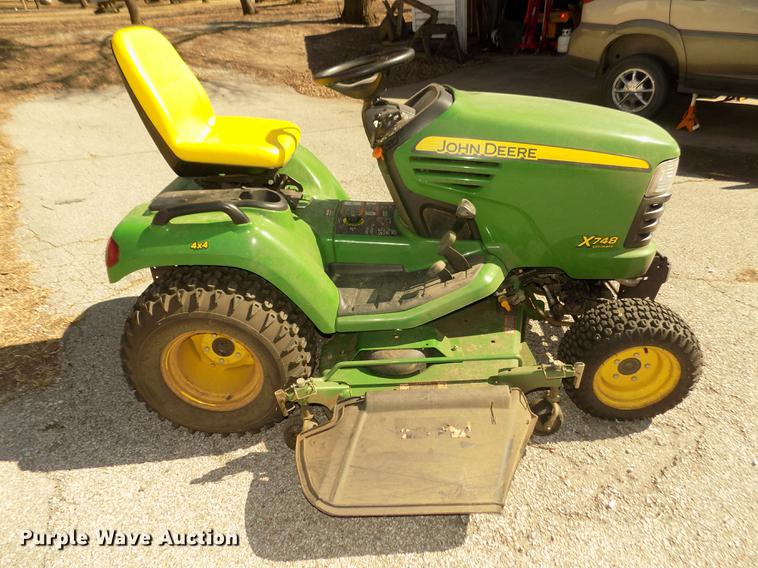 image for item DO9031 2013 John Deere X748 Ultimate lawn mower