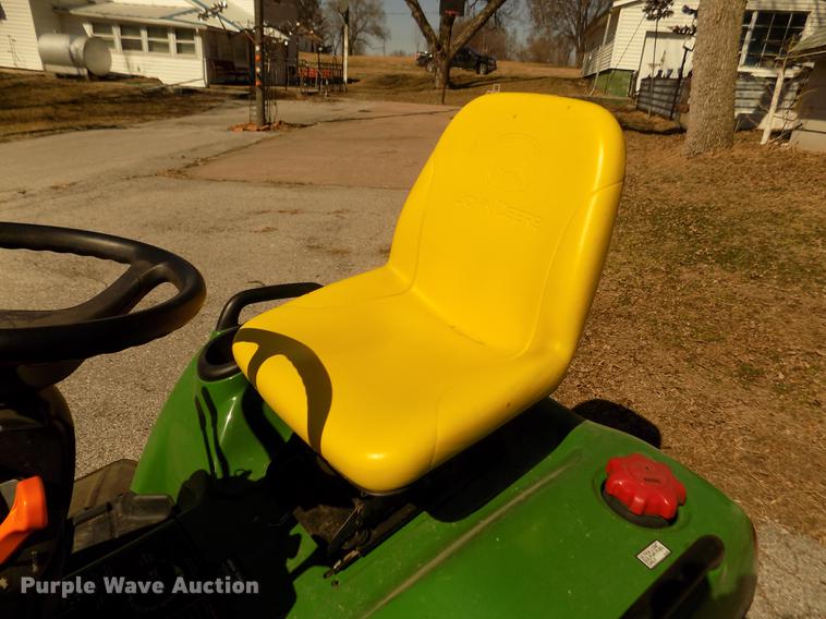 image for item DO9031 2013 John Deere X748 Ultimate lawn mower