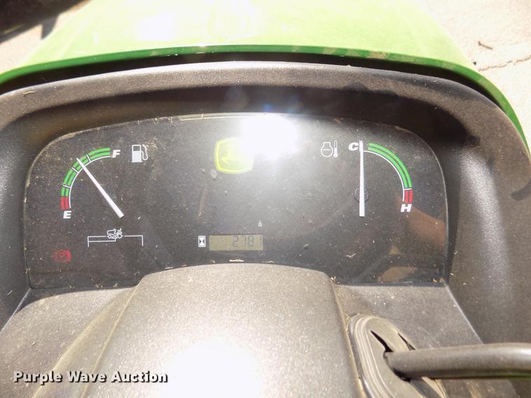 image for item DO9031 2013 John Deere X748 Ultimate lawn mower