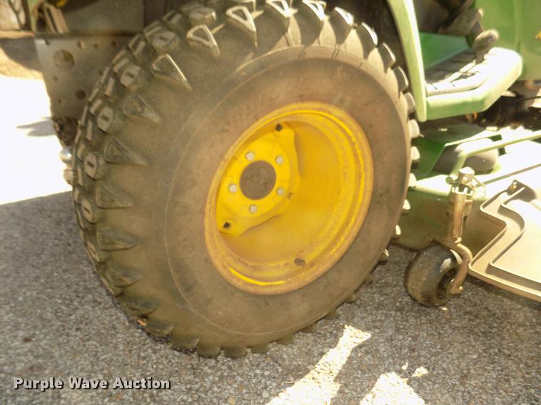 image for item DO9031 2013 John Deere X748 Ultimate lawn mower