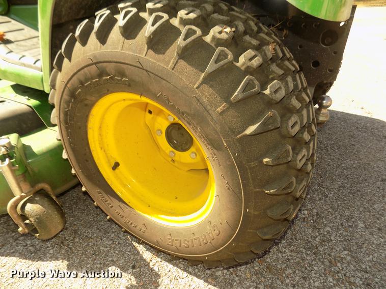 image for item DO9031 2013 John Deere X748 Ultimate lawn mower