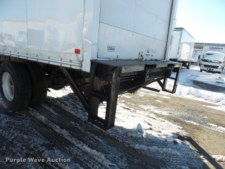 image for item DV9590 2005 Sterling Acterra box truck