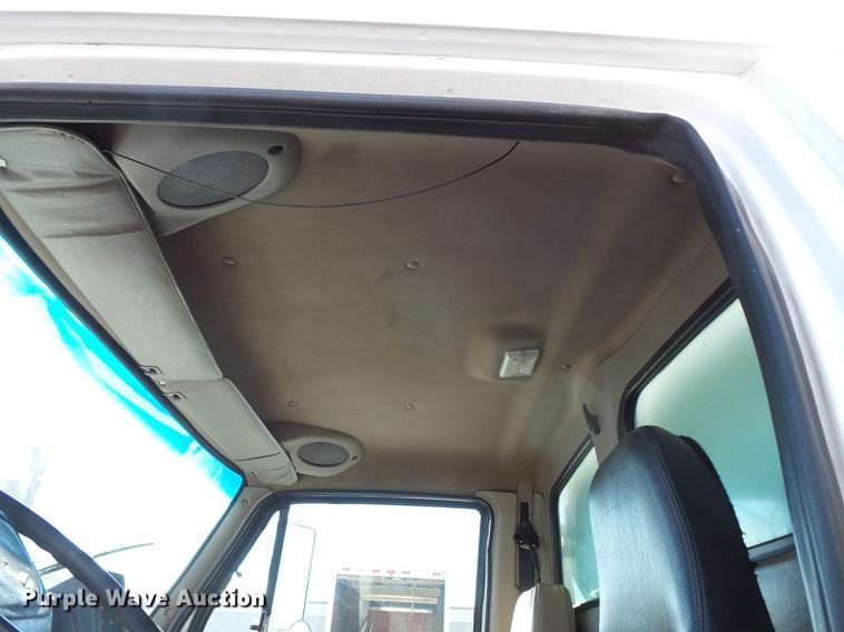 image for item DV9590 2005 Sterling Acterra box truck