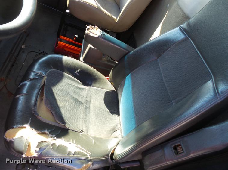 image for item DV9590 2005 Sterling Acterra box truck