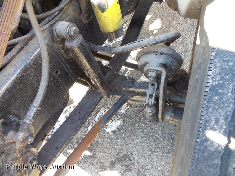 image for item DV9590 2005 Sterling Acterra box truck