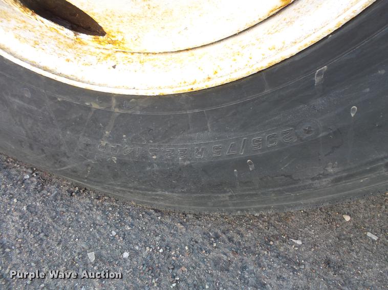 image for item DV9590 2005 Sterling Acterra box truck