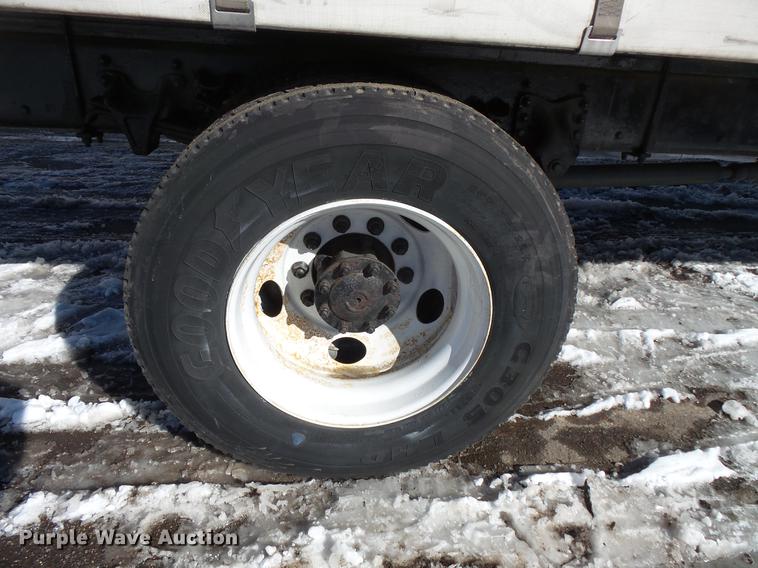 image for item DV9590 2005 Sterling Acterra box truck