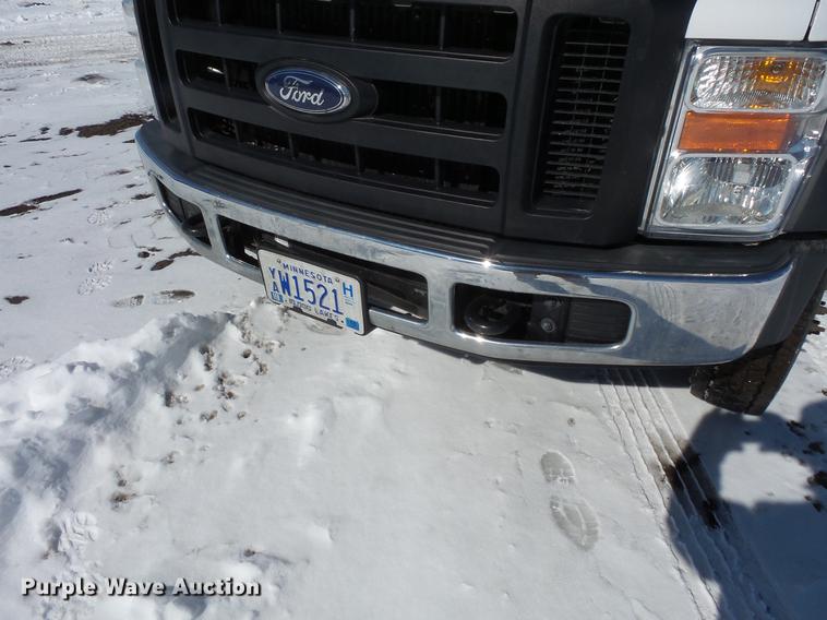image for item DV9591 2008 Ford F550 Crew Cab flatbed truck