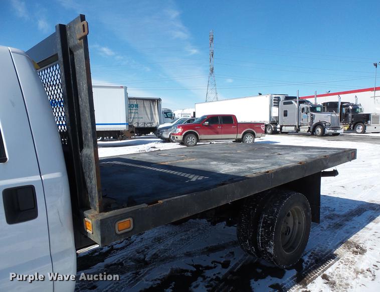 image for item DV9591 2008 Ford F550 Crew Cab flatbed truck