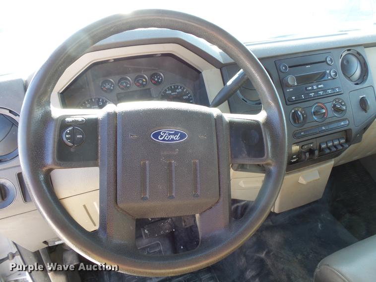 image for item DV9591 2008 Ford F550 Crew Cab flatbed truck