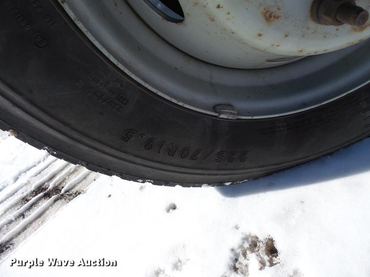 image for item DV9591 2008 Ford F550 Crew Cab flatbed truck