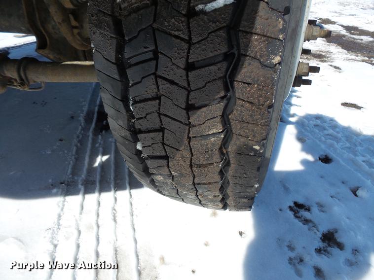 image for item DV9591 2008 Ford F550 Crew Cab flatbed truck