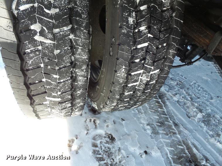 image for item DV9591 2008 Ford F550 Crew Cab flatbed truck