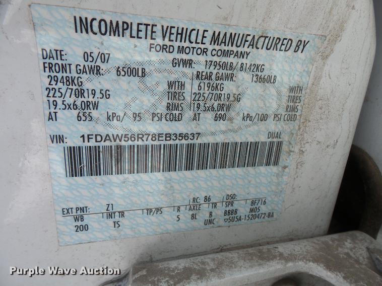 image for item DV9591 2008 Ford F550 Crew Cab flatbed truck