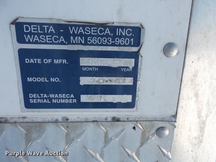 image for item DV9592 2006 Delta-Waseca box bed