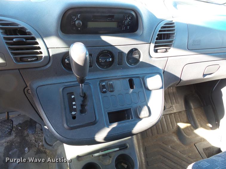 image for item DV9600 2006 Freightliner Sprinter delivery truck