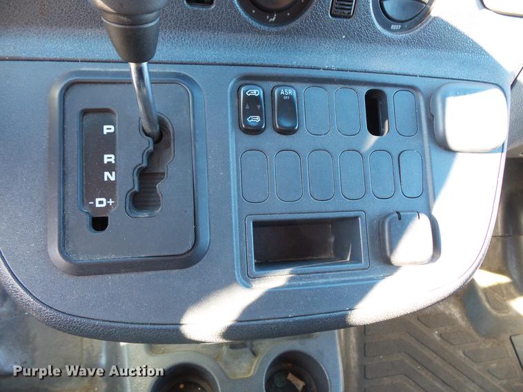 image for item DV9600 2006 Freightliner Sprinter delivery truck