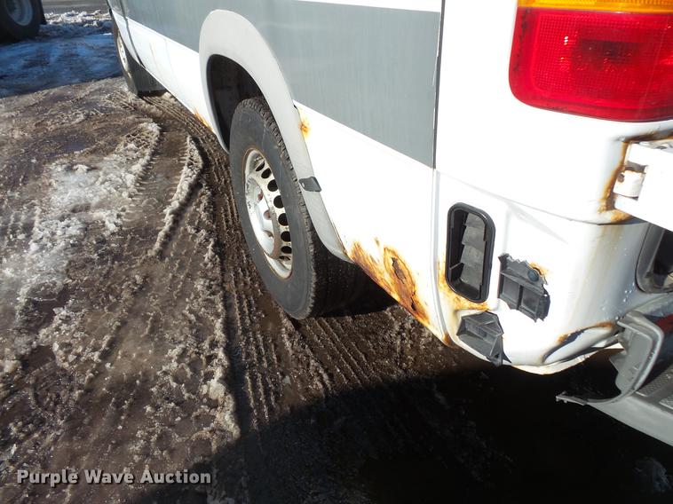 image for item DV9600 2006 Freightliner Sprinter delivery truck