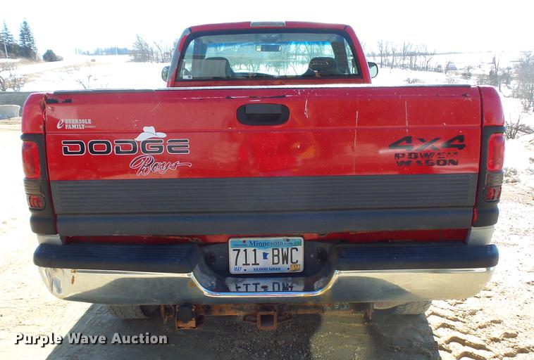 image for item DV9618 2001 Dodge Ram 2500 pickup truck