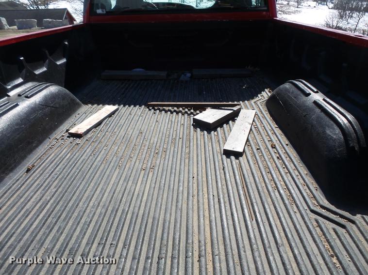 image for item DV9618 2001 Dodge Ram 2500 pickup truck