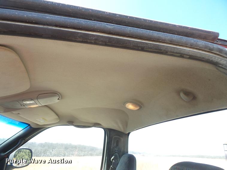 image for item DV9618 2001 Dodge Ram 2500 pickup truck