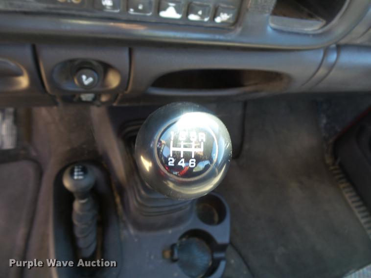 image for item DV9618 2001 Dodge Ram 2500 pickup truck