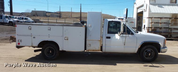 image for item DV9657 1995 Chevrolet 3500 utility bed pickup truck