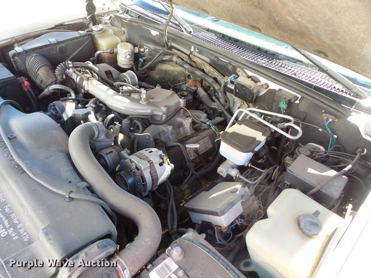 image for item DV9657 1995 Chevrolet 3500 utility bed pickup truck