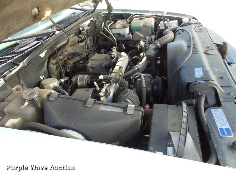 image for item DV9657 1995 Chevrolet 3500 utility bed pickup truck