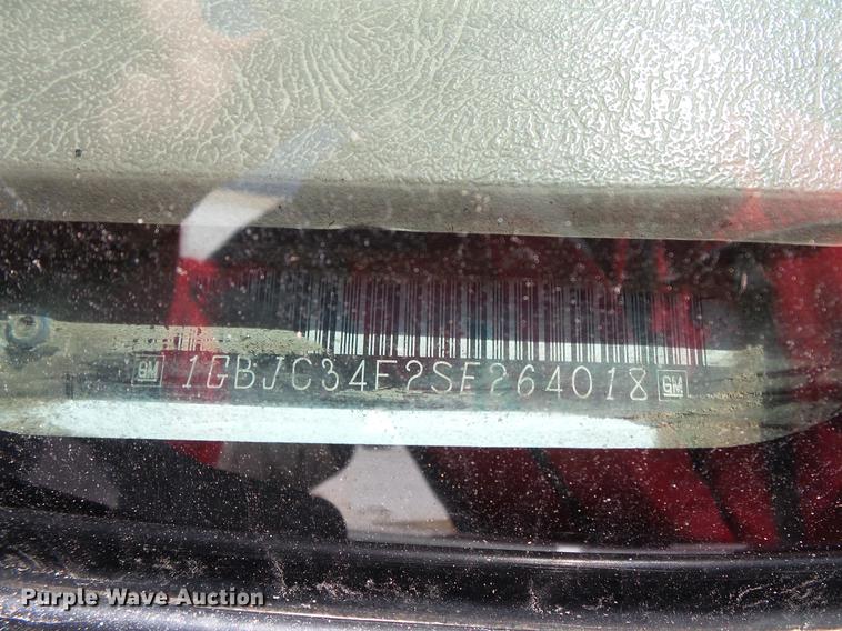 image for item DV9657 1995 Chevrolet 3500 utility bed pickup truck