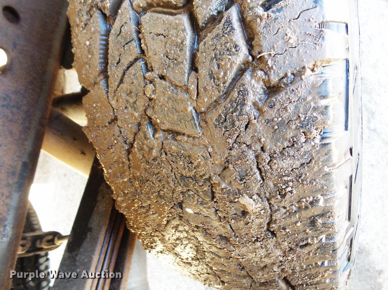 image for item DV9664 2001 GMC Sierra 2500HD Ext. Cab pickup truck