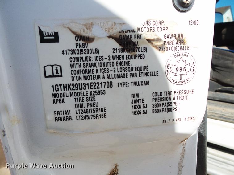 image for item DV9664 2001 GMC Sierra 2500HD Ext. Cab pickup truck