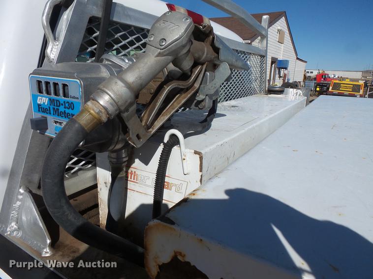 image for item DV9665 2004 GMC Sierra 2500HD Ext. Cab pickup truck