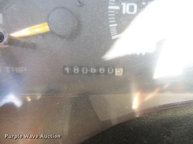 image for item DV9666 1997 Chevrolet 3500 flatbed pickup truck