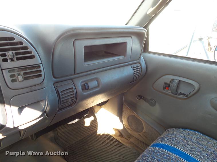 image for item DV9666 1997 Chevrolet 3500 flatbed pickup truck