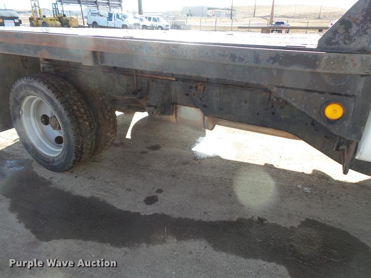 image for item DV9666 1997 Chevrolet 3500 flatbed pickup truck