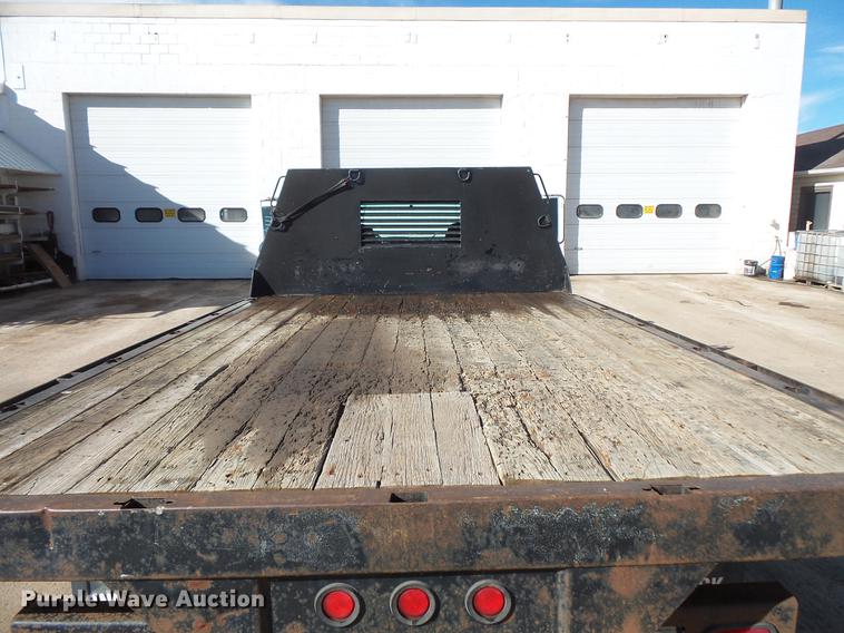 image for item DV9666 1997 Chevrolet 3500 flatbed pickup truck