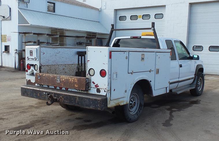 image for item DV9667 1998 GMC Sierra 2500 Ext. Cab utility bed pickup truck