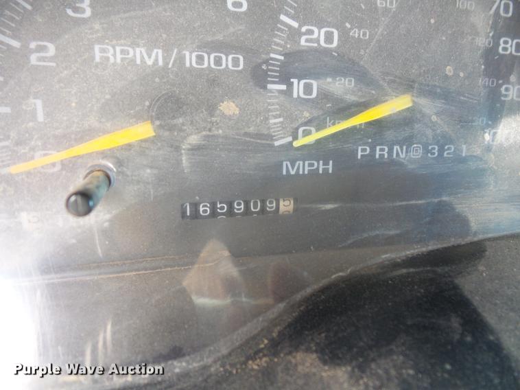 image for item DV9667 1998 GMC Sierra 2500 Ext. Cab utility bed pickup truck