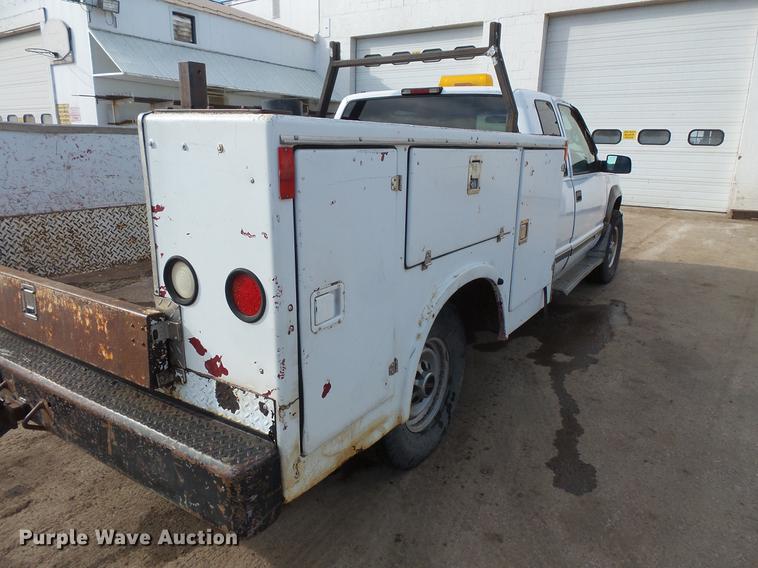 image for item DV9667 1998 GMC Sierra 2500 Ext. Cab utility bed pickup truck