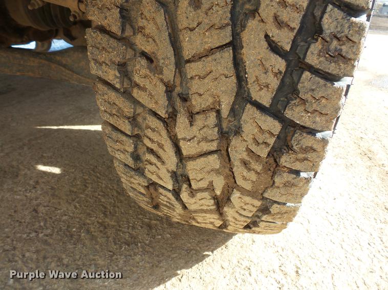 image for item DV9667 1998 GMC Sierra 2500 Ext. Cab utility bed pickup truck