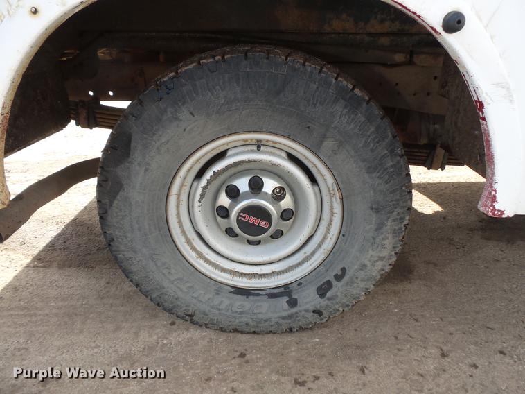 image for item DV9667 1998 GMC Sierra 2500 Ext. Cab utility bed pickup truck