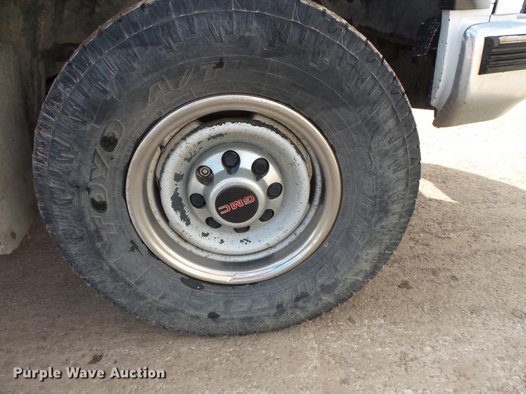 image for item DV9667 1998 GMC Sierra 2500 Ext. Cab utility bed pickup truck