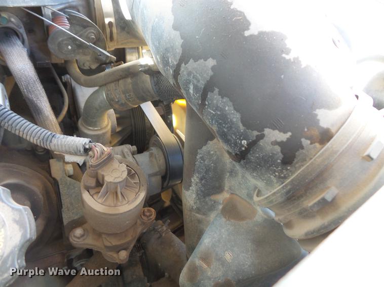 image for item DV9668 2001 Chevrolet Silverado 2500HD Ext. Cab pickup truck