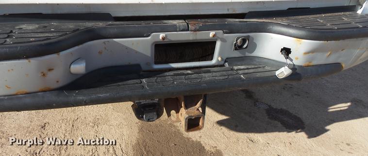 image for item DV9668 2001 Chevrolet Silverado 2500HD Ext. Cab pickup truck